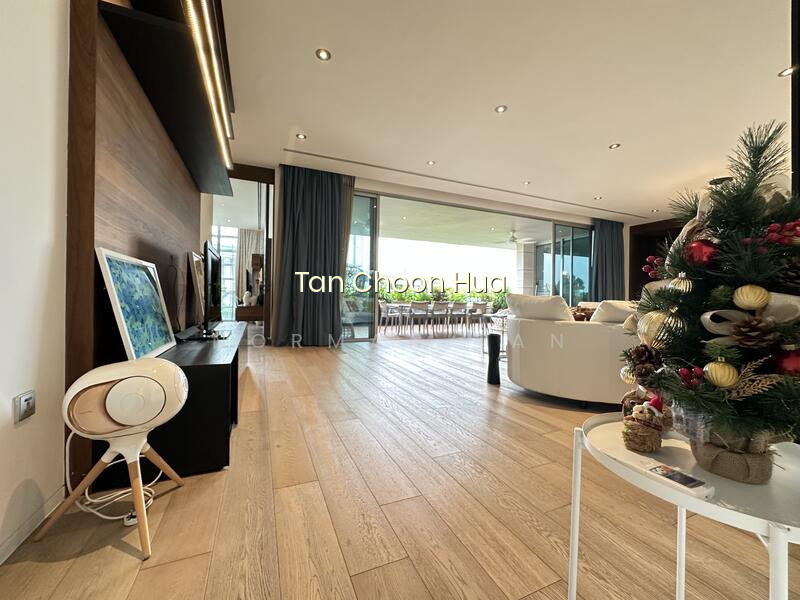 Nassim Park Residences image 1 of 10