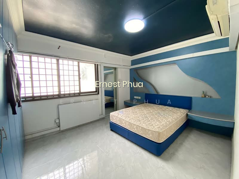 160 TAMPINES STREET 12 photo 4