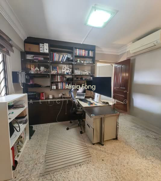 610 ANG MO KIO AVENUE 4 photo 5