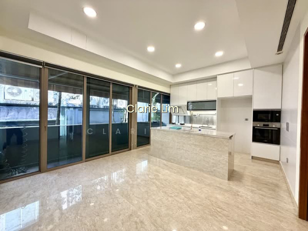 THE WHITLEY RESIDENCES photo 4