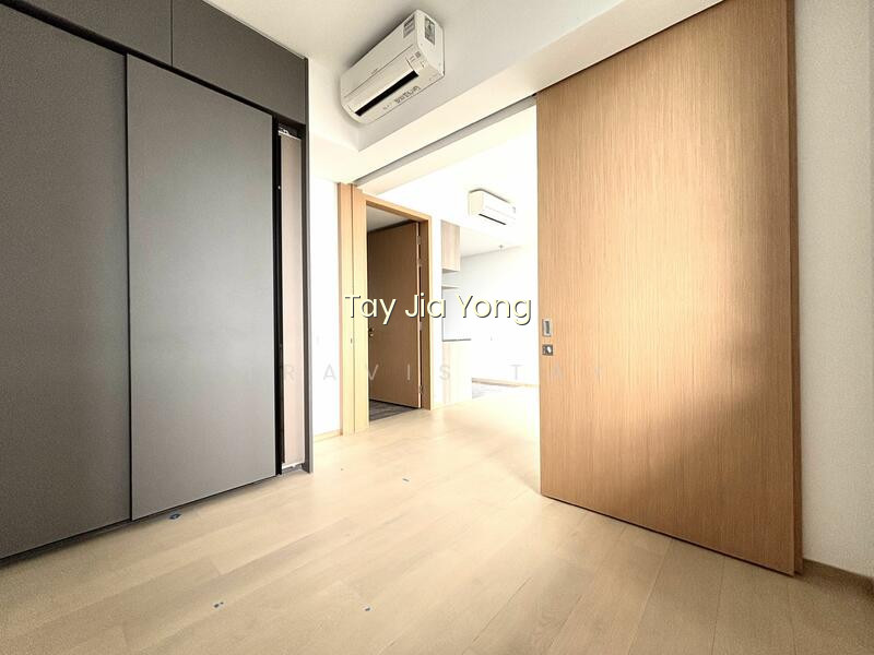 ONE HOLLAND VILLAGE RESIDENCES photo 4