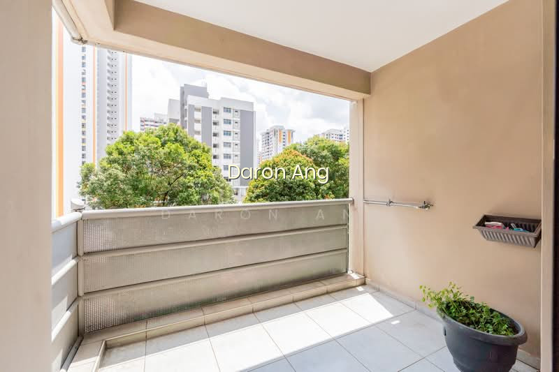 CHEAP AND UNDERVALUED, 99% NO COV, NEAR JURONG EAST MRT photo 3