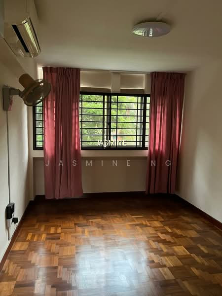6 FARRER ROAD photo 2