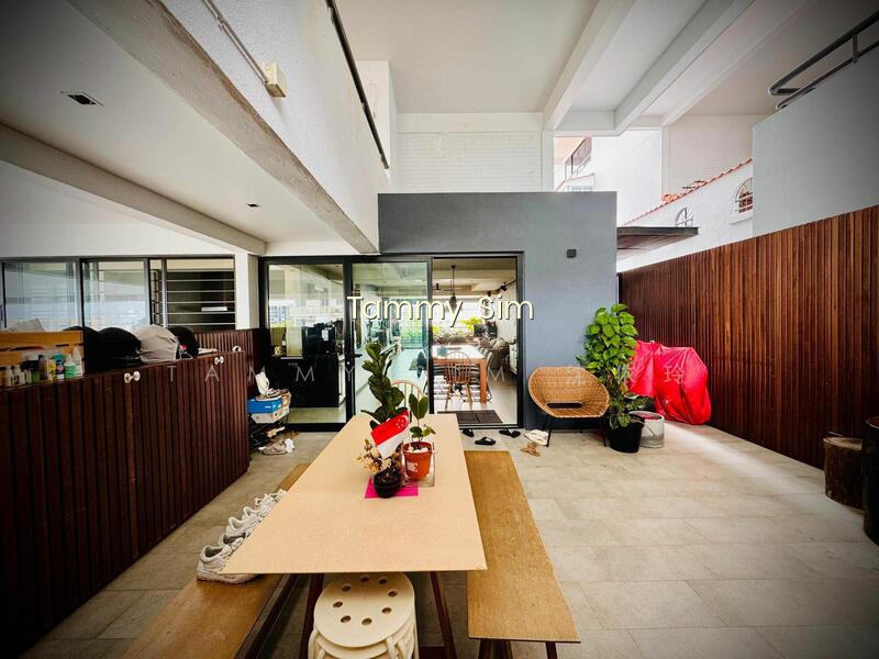 BEDOK COURT photo 6