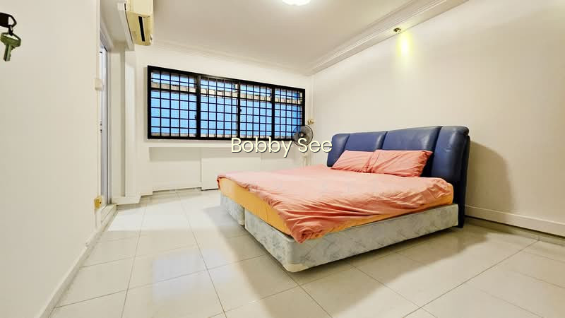 486A TAMPINES AVENUE 9 photo 2