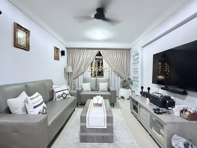 266B Compassvale Bow image 1 of 10