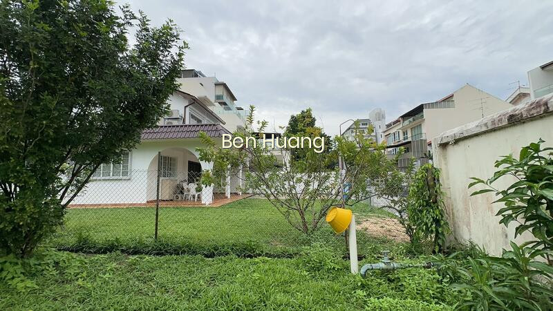 HILLSIDE DRIVE photo 2