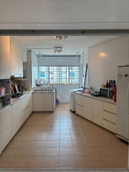 HDB NEAR HOUGANG MALL photo 4