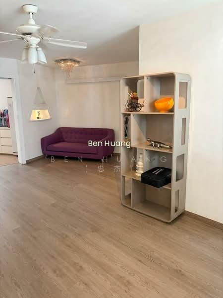 HDB NEAR HOUGANG MALL photo 6