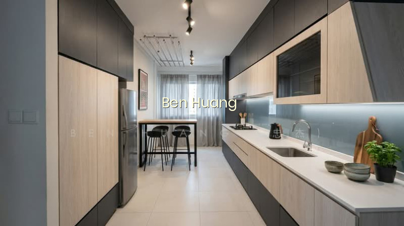 HDB SHELTERED TO POTONG PASIR MRT BEST UNIT! photo 3