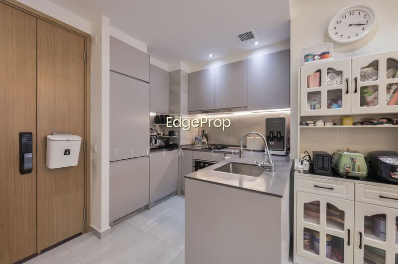 HIGH PARK RESIDENCES photo 4