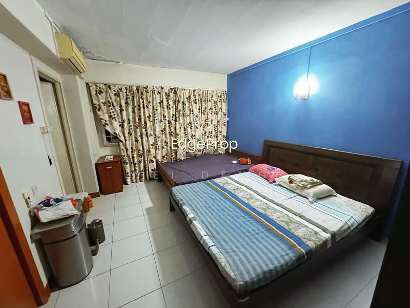 182 PASIR RIS STREET 11