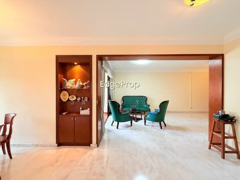 512 SERANGOON NORTH AVENUE 4 photo 3