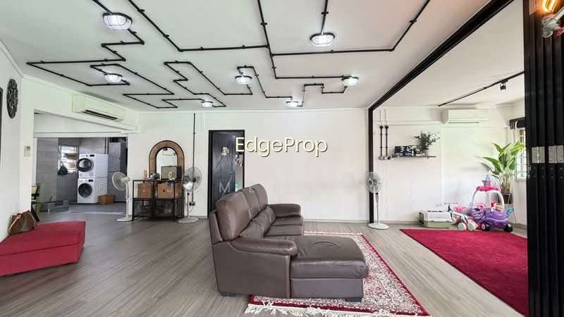 202 TAMPINES STREET 21 photo 3