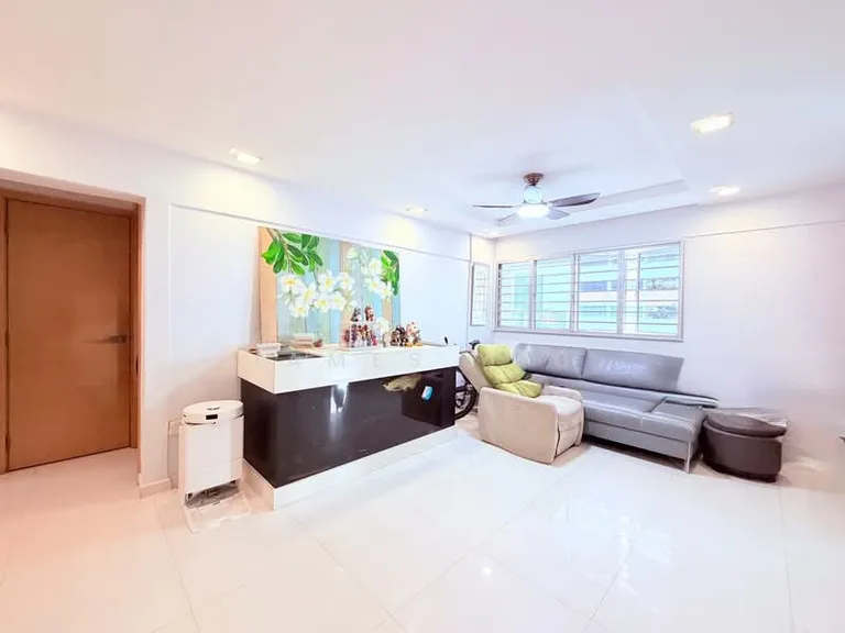 359 Clementi Avenue 2 image 1 of 10