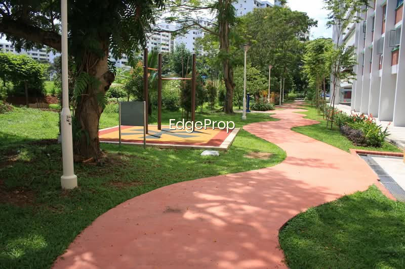 349 WOODLANDS AVENUE 3 photo 6