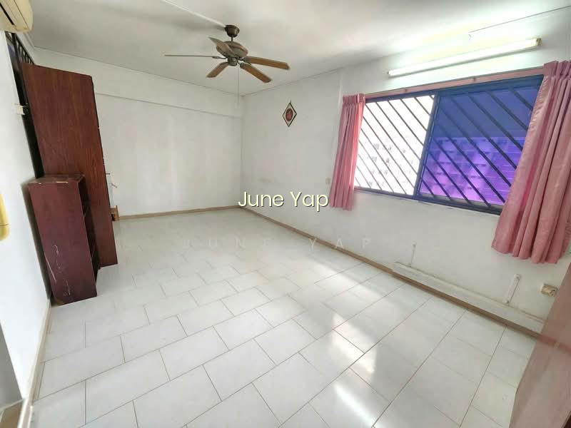564 HOUGANG STREET 51 image 1 of 6