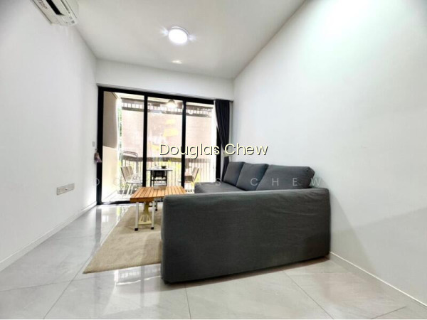RIVERFRONT RESIDENCES photo 5