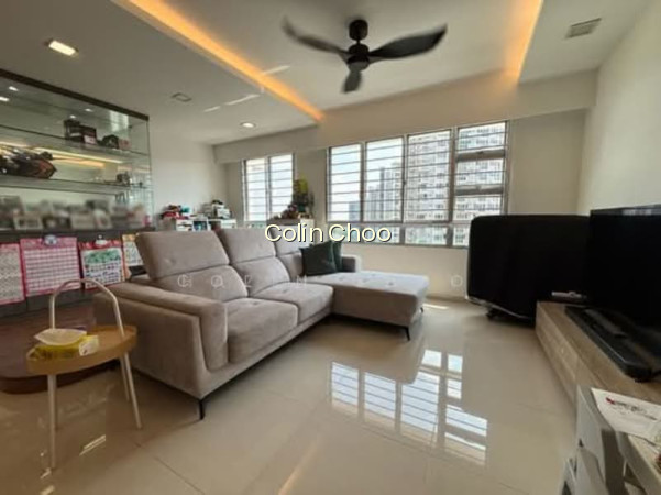 451A SENGKANG WEST WAY photo 3