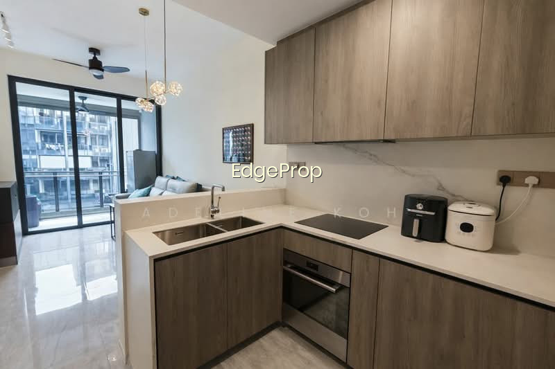 LEEDON GREEN photo 2