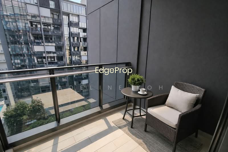LEEDON GREEN photo 4