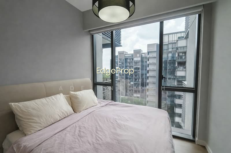 LEEDON GREEN photo 5