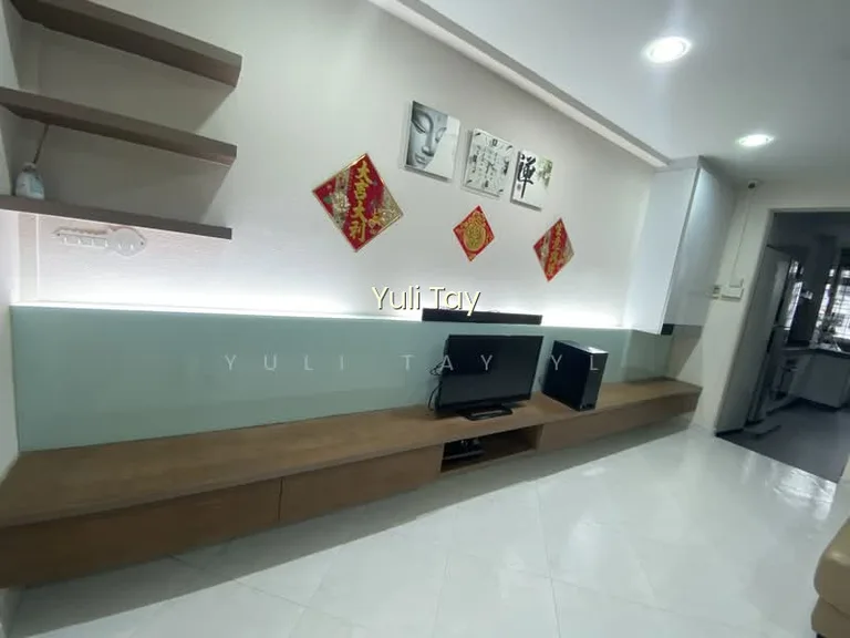 902 Jurong West Street 91 image 1 of 10