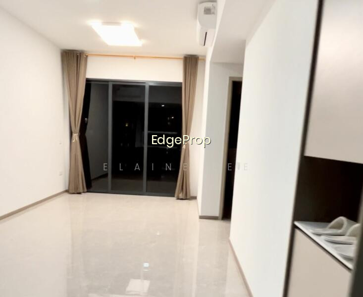 SENGKANG GRAND RESIDENCES image 1 of 9