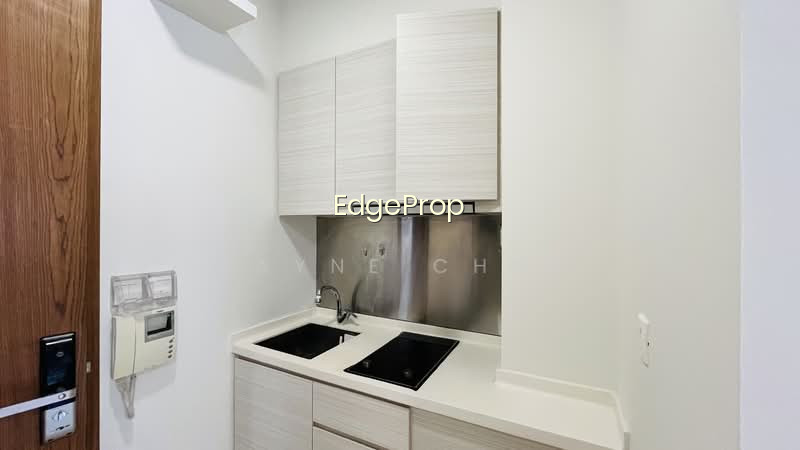 LAVERNE'S LOFT photo 4