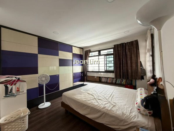 55 STRATHMORE AVENUE photo 2