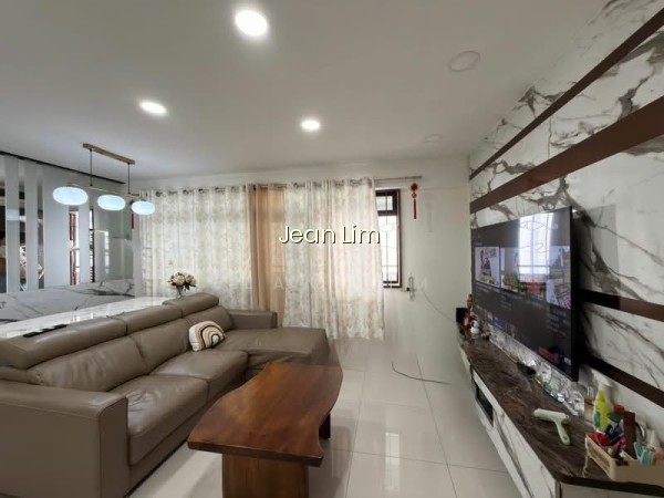 55 STRATHMORE AVENUE photo 3