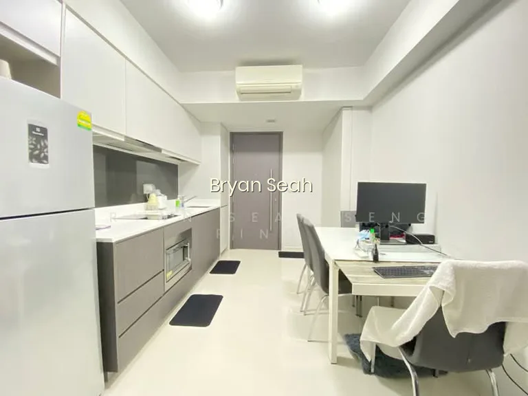 Q Bay Residences image 1 of 9