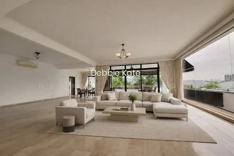 Bukit Timah Good Class Bungalow With Spectacular Unblocked View image 1 of 10