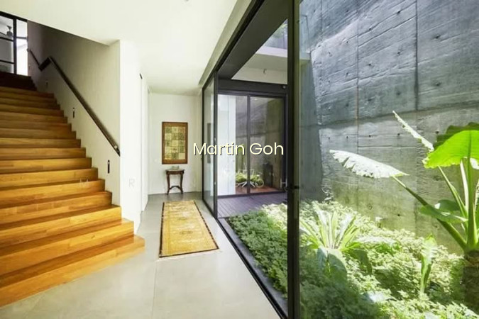 ?UNLIMITED POTENTIAL ?HUGE LAND | WALK TO MRT | 1KM RGPS? photo 3