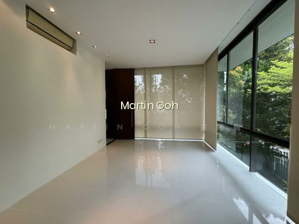 MODERN GCB ?HILLTOP UNBLOCKED VIEWS ?NEAR HENRY PARK!! photo 3