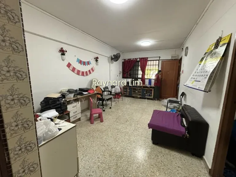 313 Jurong East Street 32 image 1 of 10