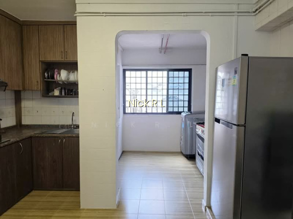 346 TAMPINES STREET 33 photo 6