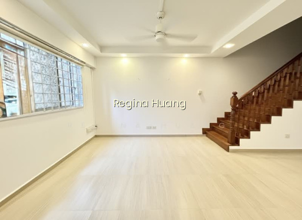 145 BEDOK RESERVOIR ROAD photo 5