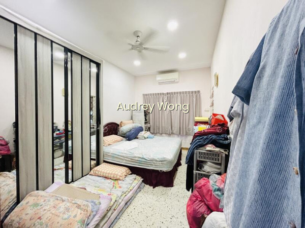 RENO TERRACE @SIGLAP ROAD photo 5