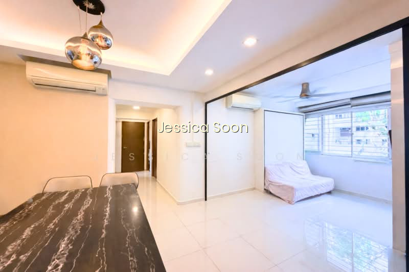 559 HOUGANG STREET 51 image 1 of 8