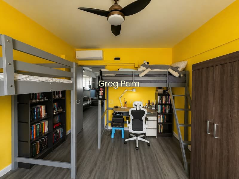 47 LENGKOK BAHRU photo 2