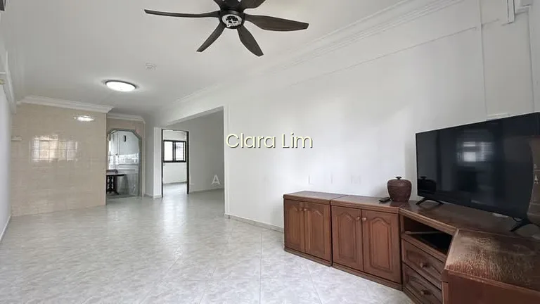 304 Clementi Avenue 4 image 1 of 10