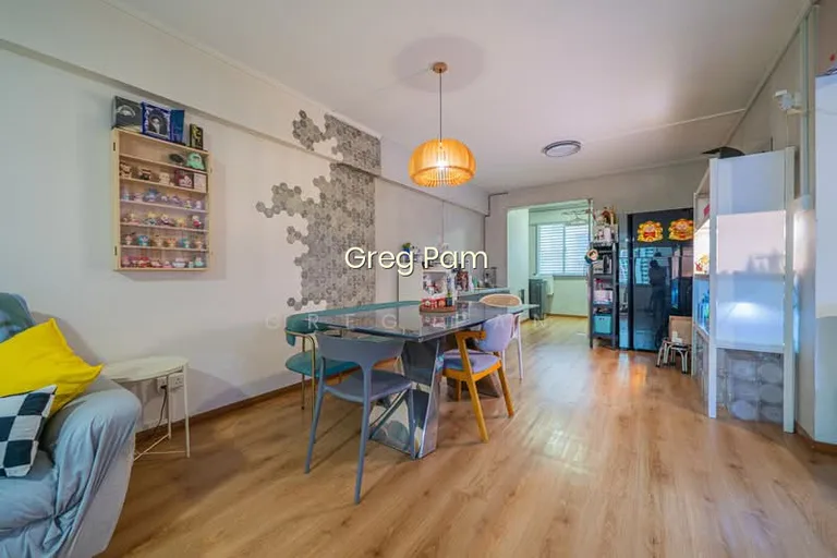 421 Hougang Avenue 10 image 1 of 10