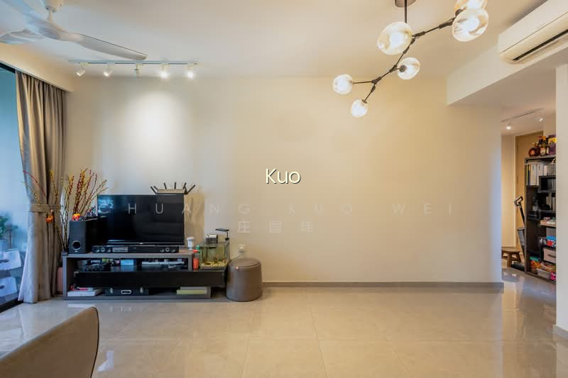 1KM to Poi Ching & St Hilda's Pri Sch. High Rental Yield! image 1 of 10