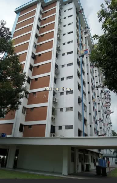 148 SILAT AVENUE photo 3