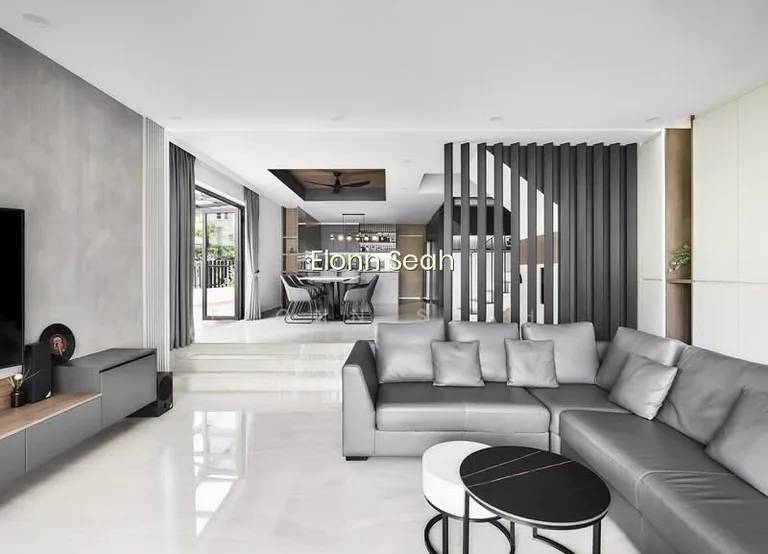 D19, Fully Renovated Corner Terrace image 1 of 10