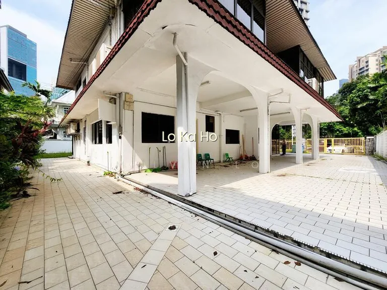 Freehold 2-Storey Detached on Paterson Hill image 1 of 10