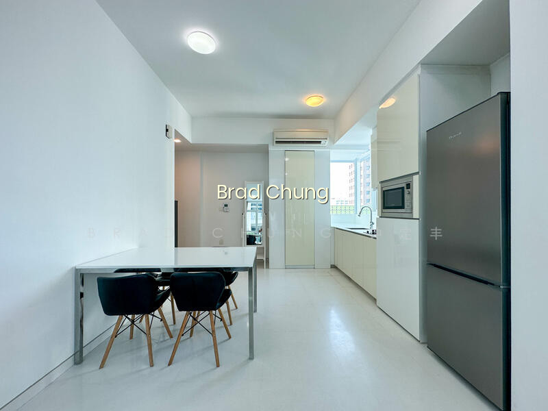 76 SHENTON photo 2