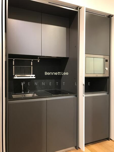 26 NEWTON photo 4