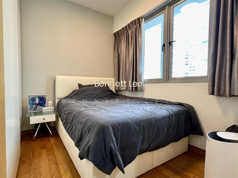 26 NEWTON photo 5